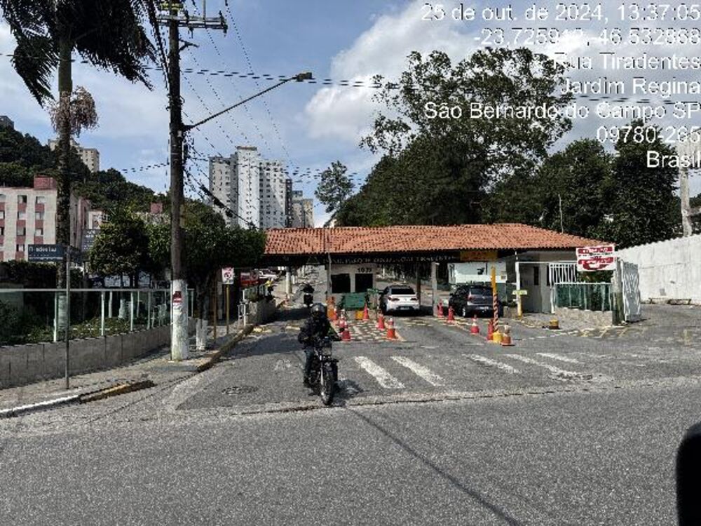Apartamento à venda com 2 quartos, 10m² - Foto 1