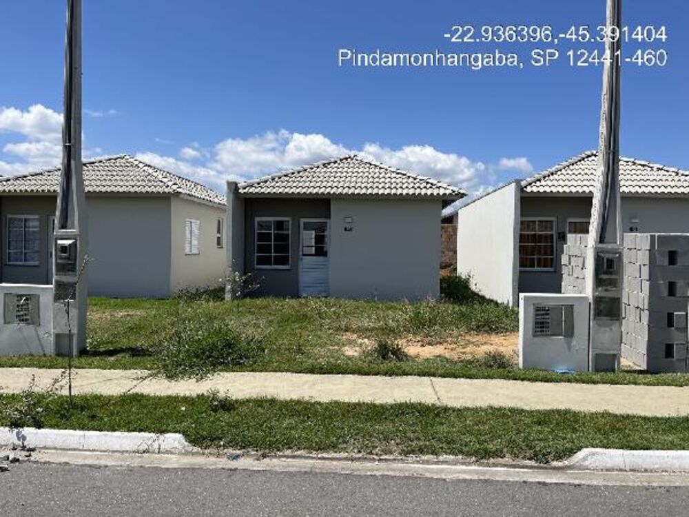 Casa à venda com 2 quartos, 175m² - Foto 1
