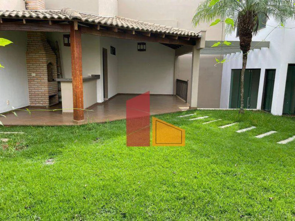 Casa, 3 quartos, 312 m² - Foto 1
