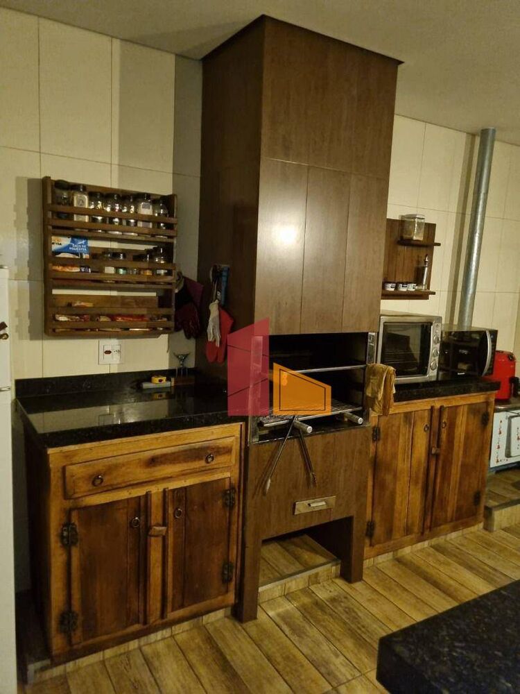 Casa, 3 quartos, 195 m² - Foto 4