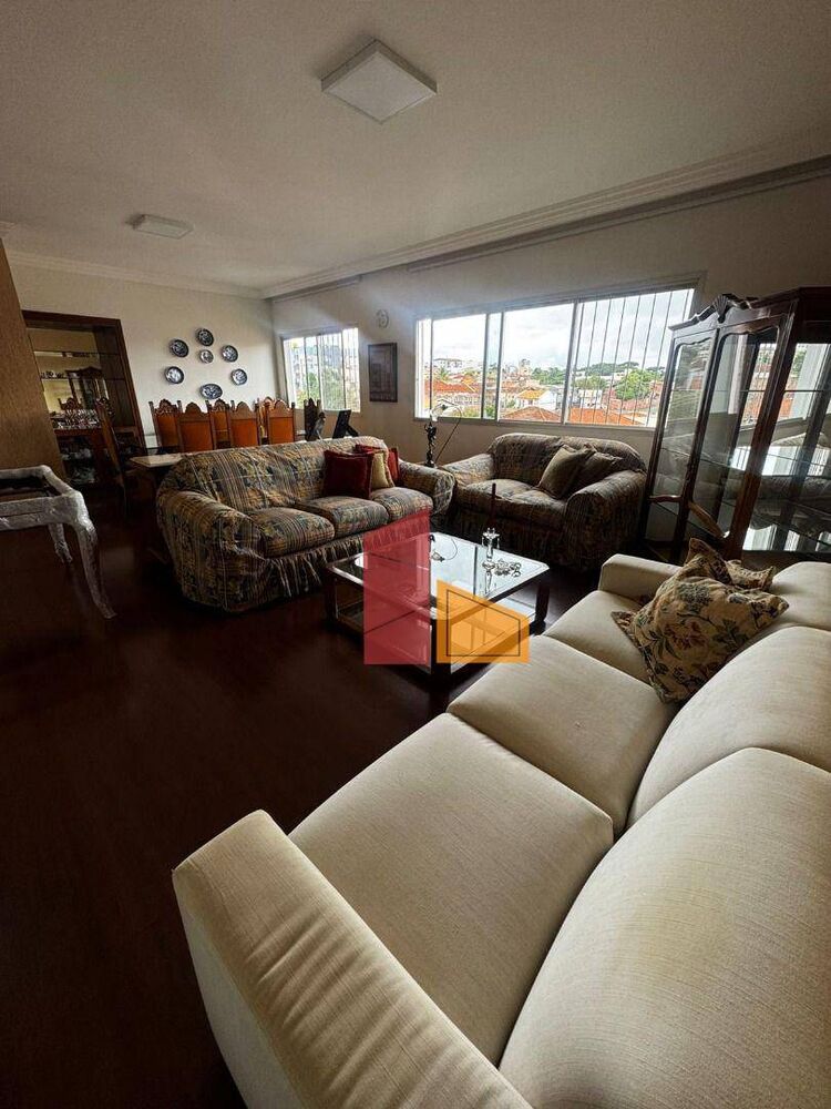 Apartamento, 3 quartos, 216 m² - Foto 1