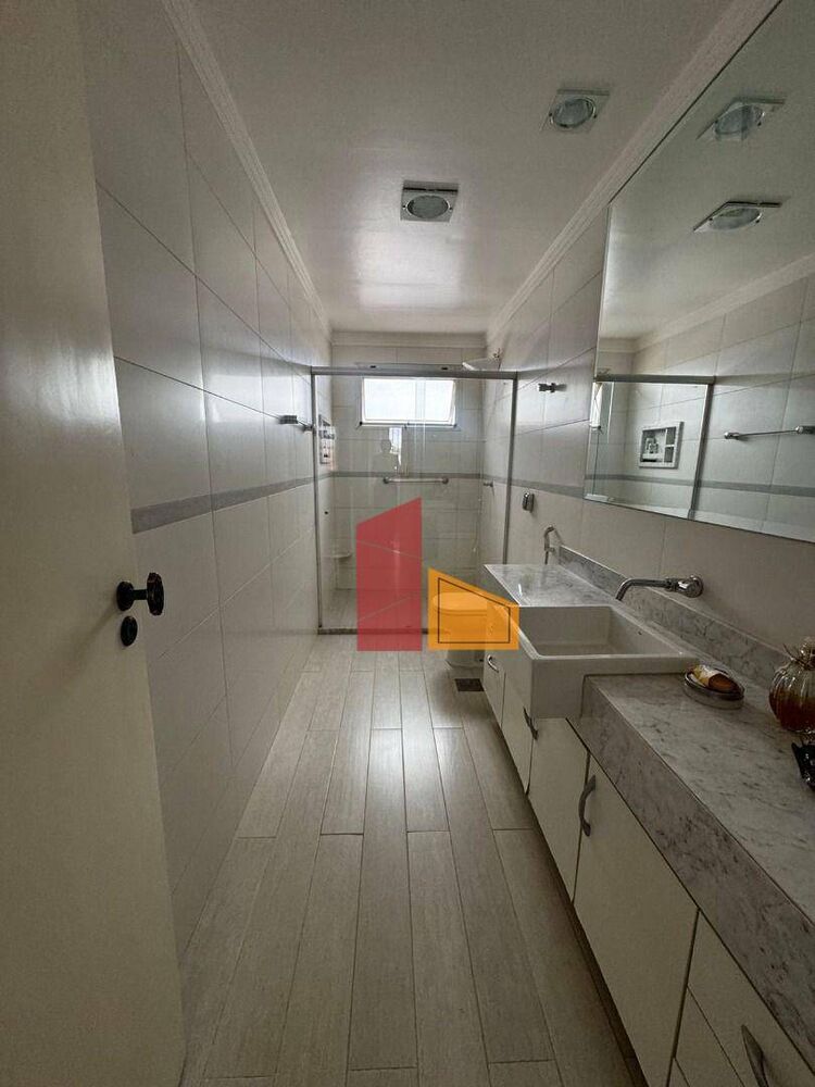 Apartamento, 3 quartos, 216 m² - Foto 9