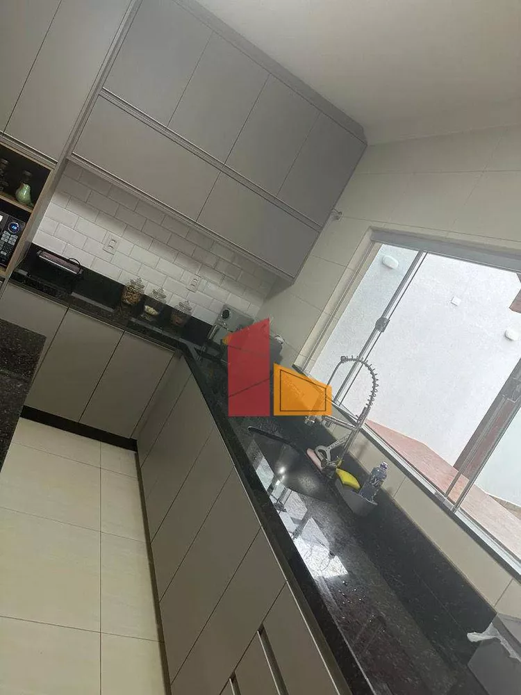 Casa, 3 quartos, 285 m² - Foto 18