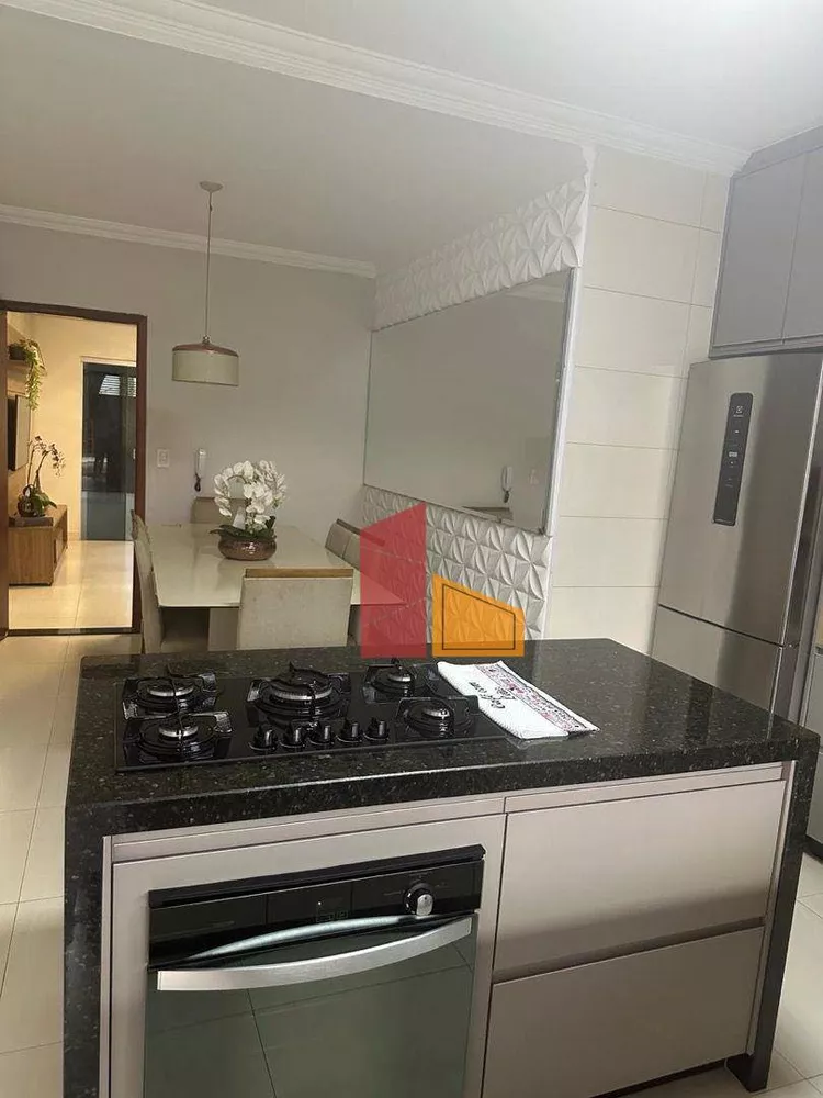 Casa, 3 quartos, 285 m² - Foto 20