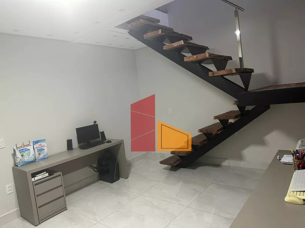 Casa, 3 quartos, 285 m² - Foto 7