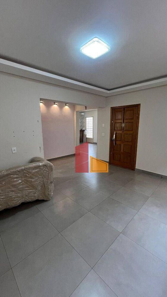 Casa, 4 quartos, 109 m² - Foto 1