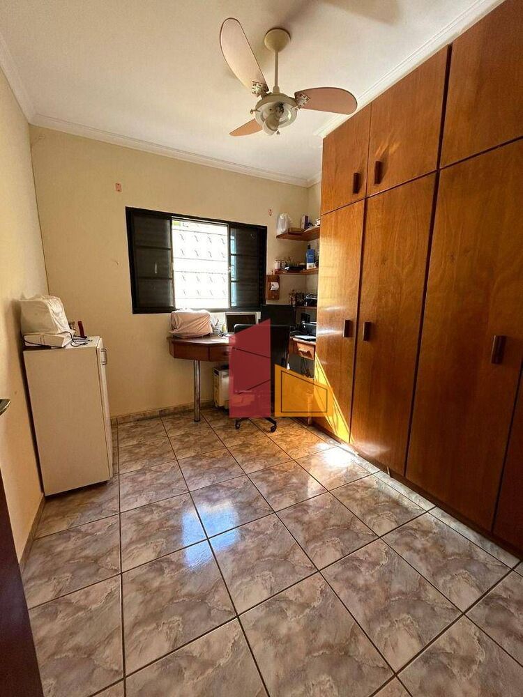Casa, 4 quartos, 122 m² - Foto 1