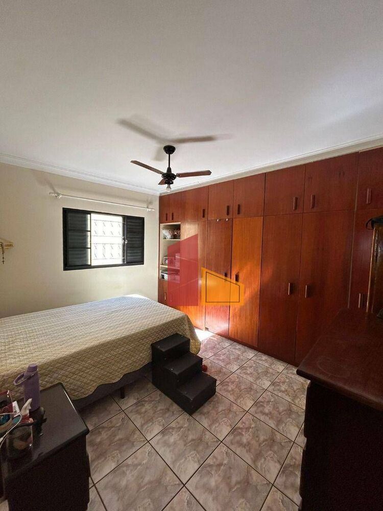 Casa, 4 quartos, 122 m² - Foto 2