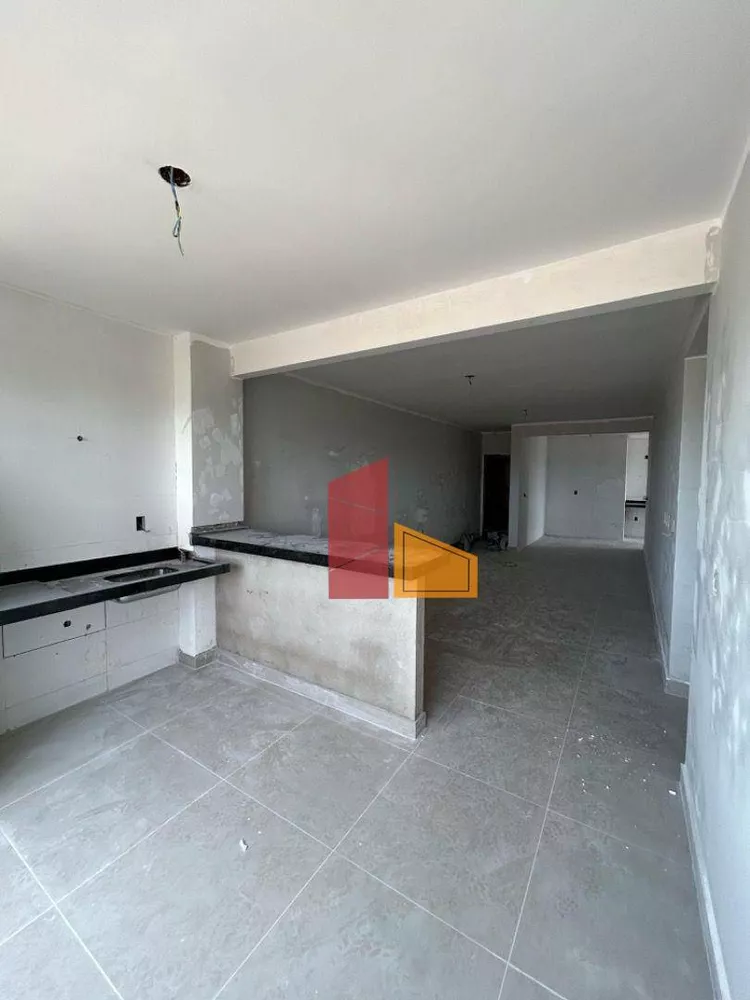 Apartamento, 3 quartos, 100 m² - Foto 1