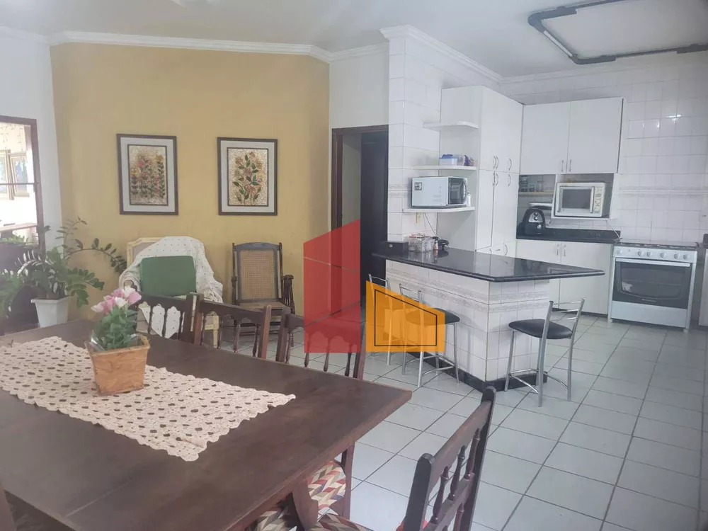 Casa, 3 quartos, 260 m² - Foto 7