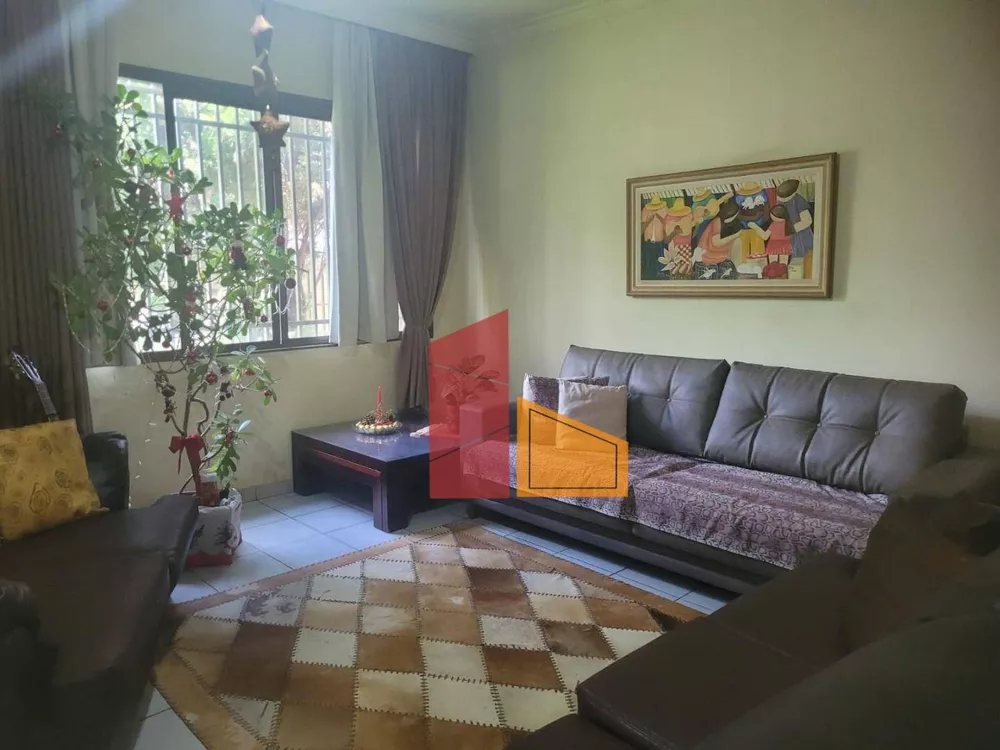 Casa, 3 quartos, 260 m² - Foto 1