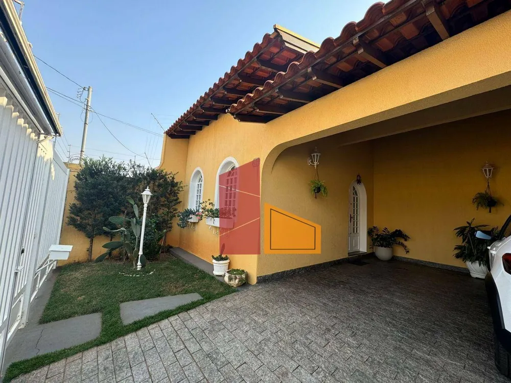 Casa, 3 quartos, 162 m² - Foto 2