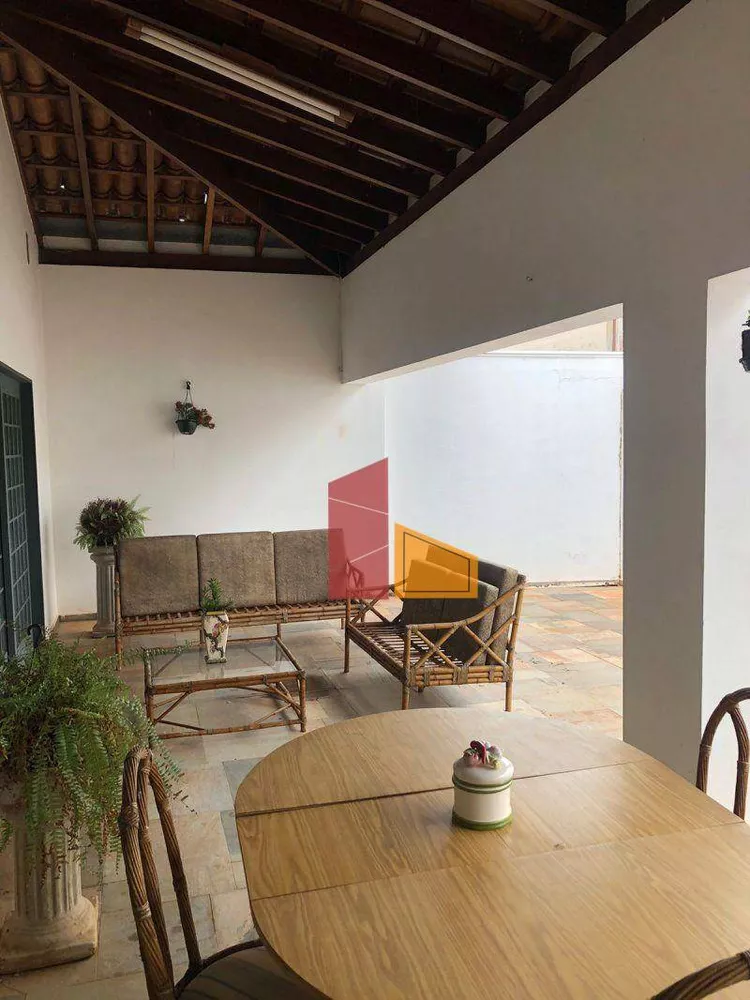 Casa, 5 quartos, 3 m² - Foto 4