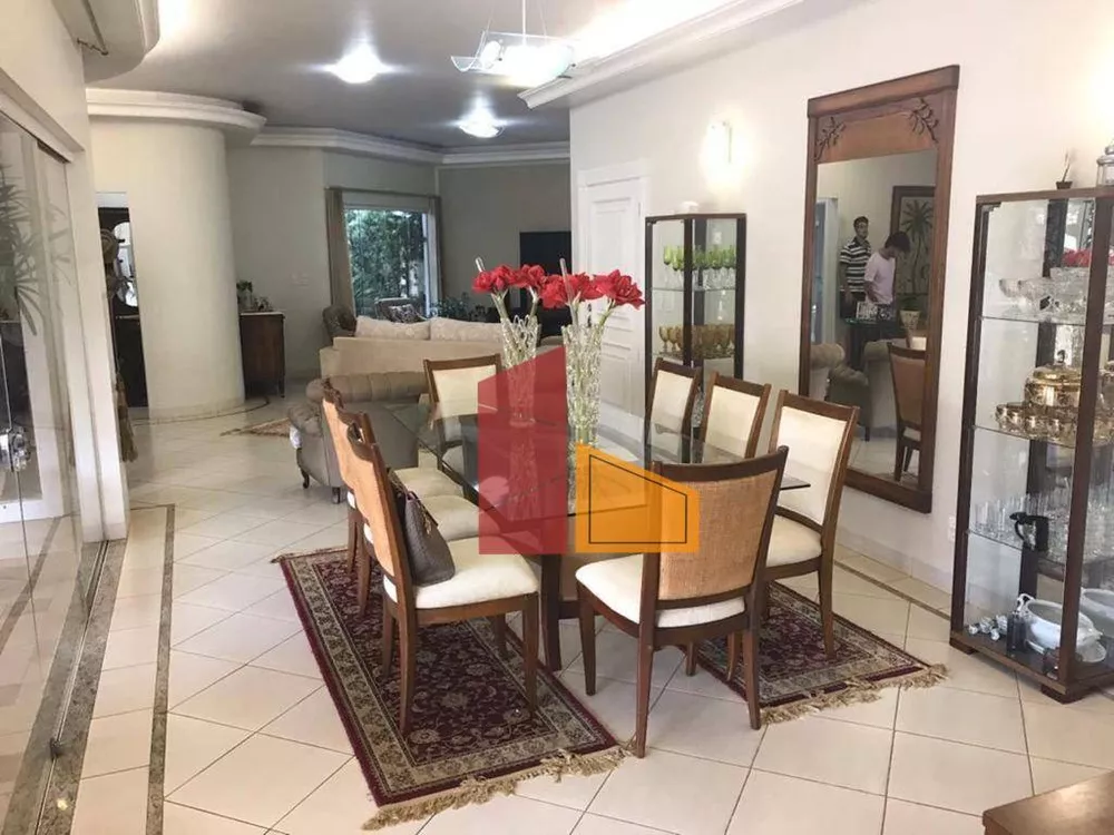 Casa, 3 quartos, 345 m² - Foto 1