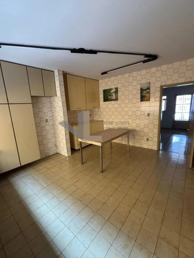 Casa, 4 quartos, 203 m² - Foto 3