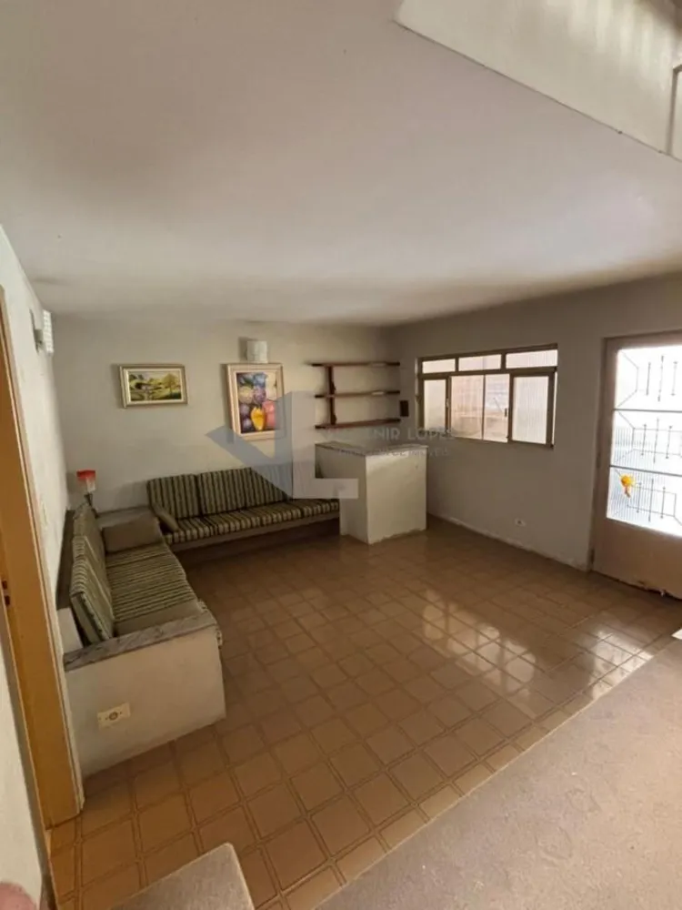 Casa, 4 quartos, 203 m² - Foto 2