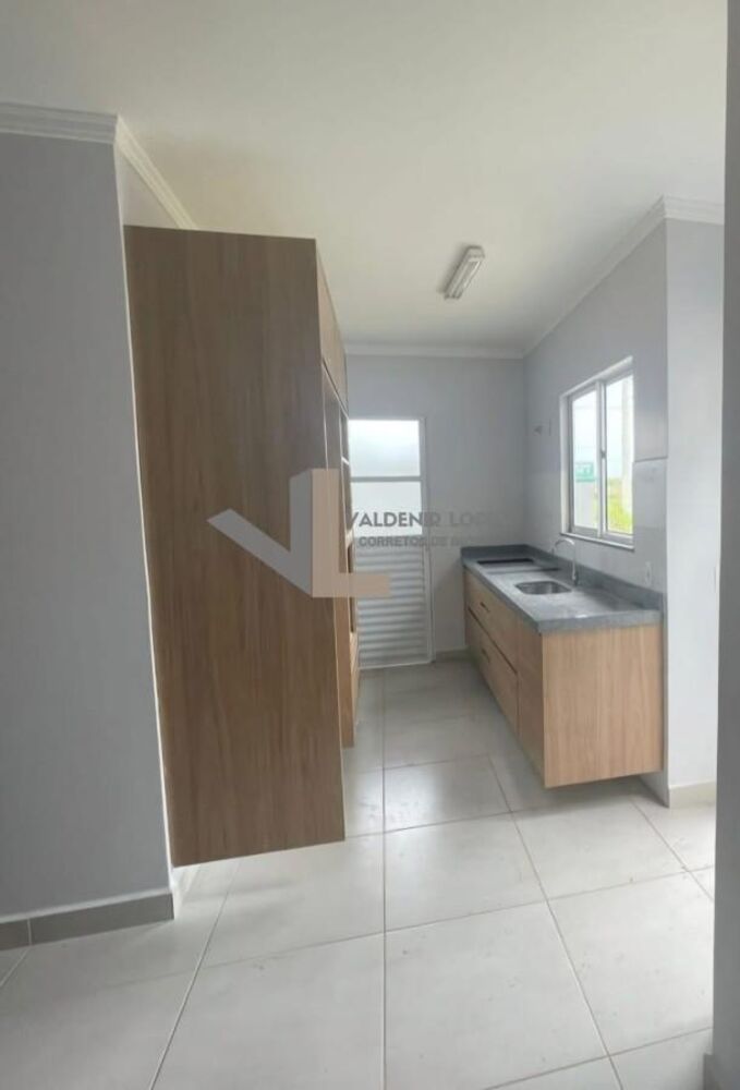 Casa, 2 quartos, 59 m² - Foto 1