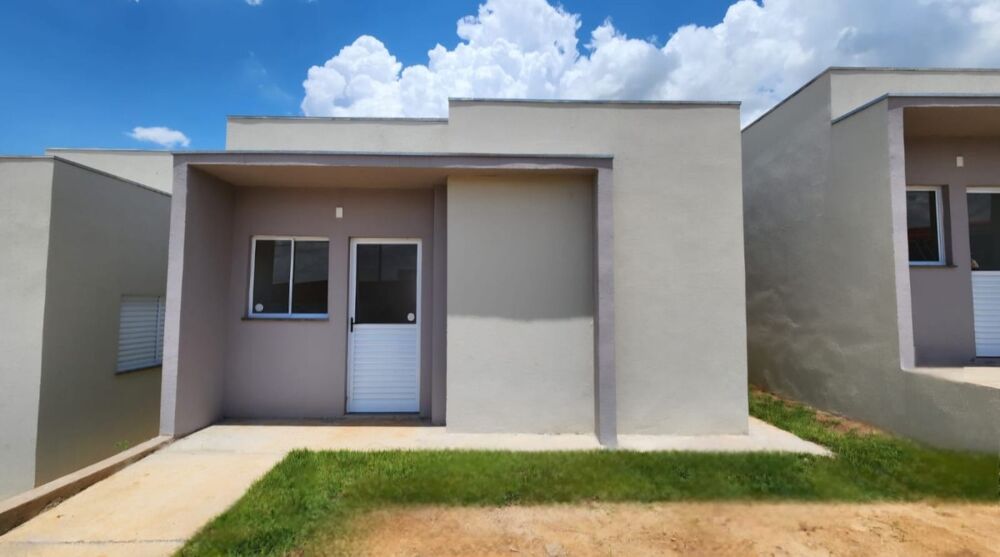 Casa à venda com 2 quartos, 50m² - Foto 1