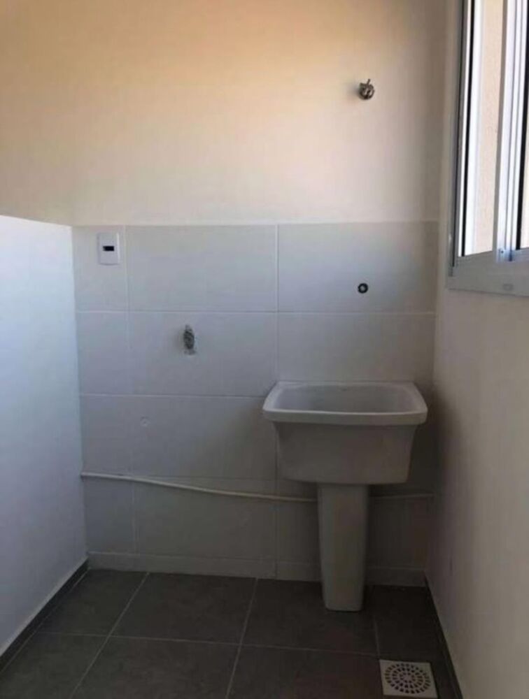 Casa à venda com 2 quartos, 50m² - Foto 16