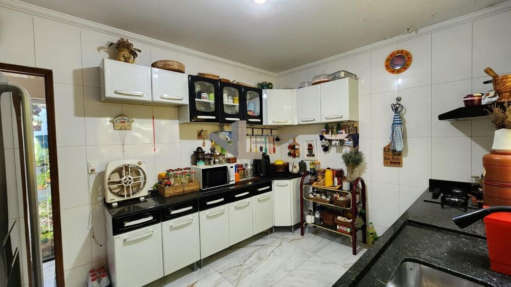 Sobrado, 4 quartos, 250 m² - Foto 2