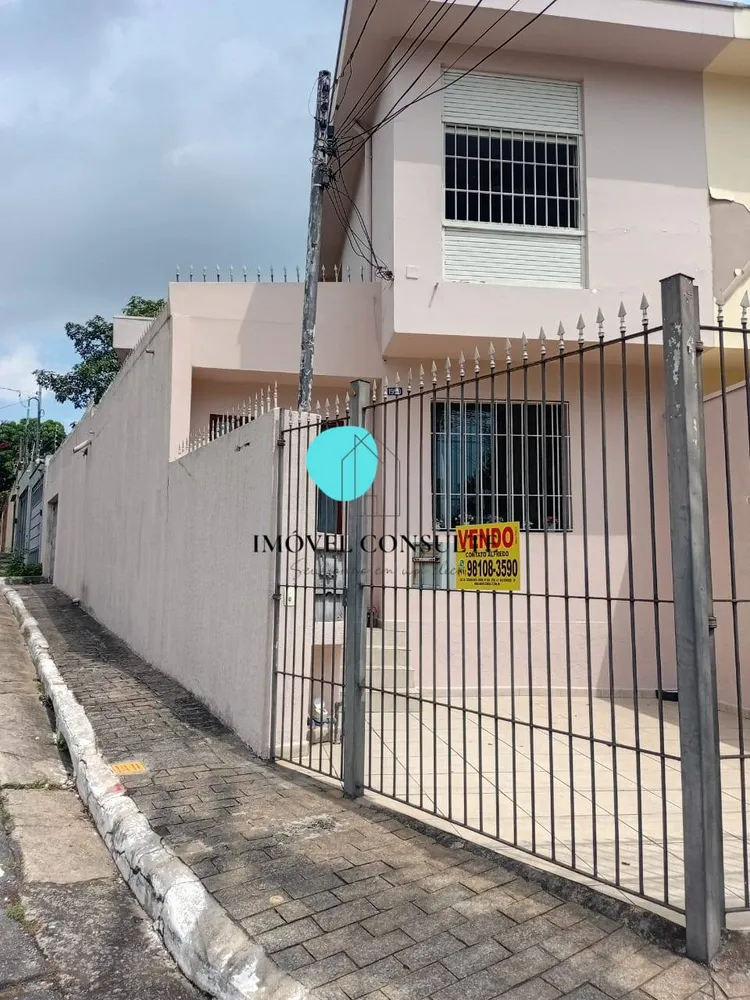 Casa, 3 quartos, 131 m² - Foto 1