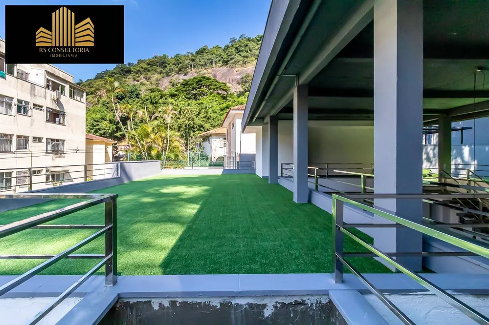 Casa à venda com 6 quartos, 677m² - Foto 1