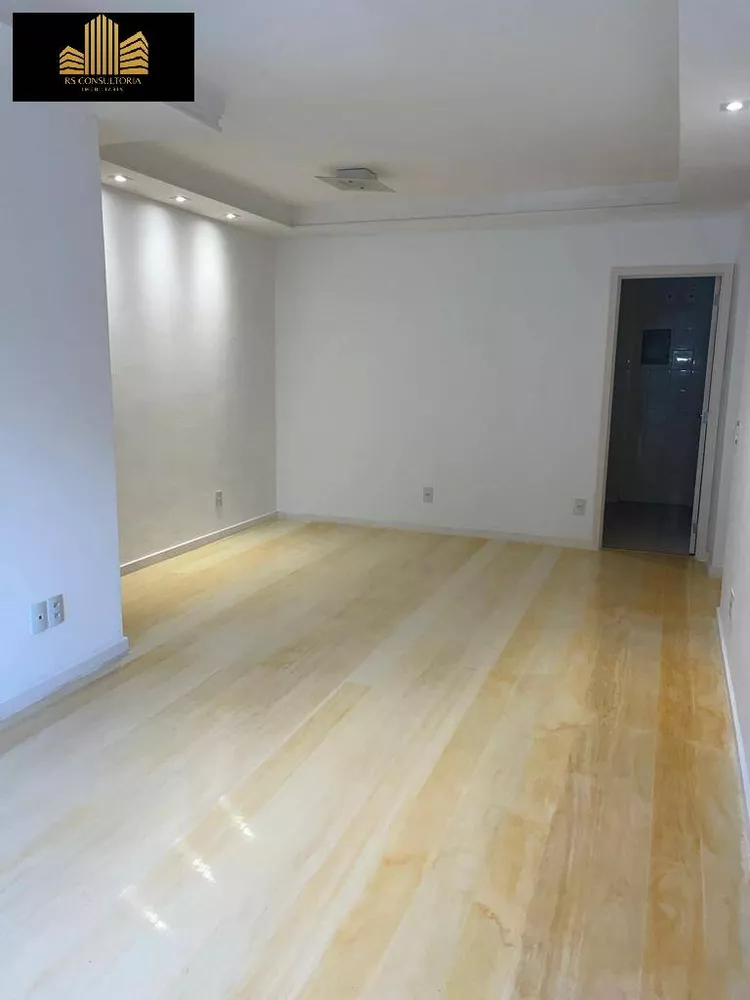 Apartamento à venda com 3 quartos, 114m² - Foto 1