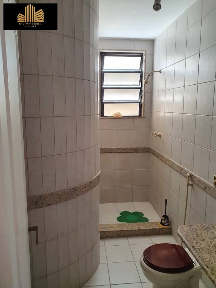 Apartamento para alugar com 3 quartos, 150m² - Foto 18