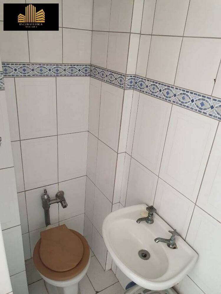 Apartamento para alugar com 3 quartos, 150m² - Foto 16