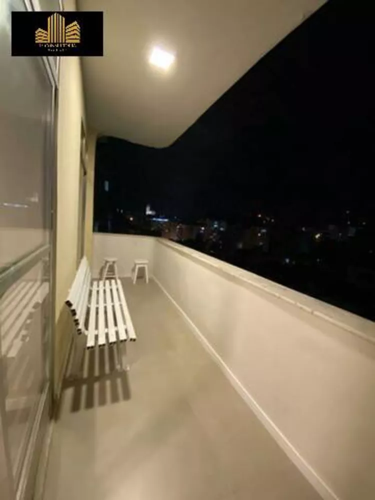 Apartamento para alugar com 3 quartos, 1500m² - Foto 13