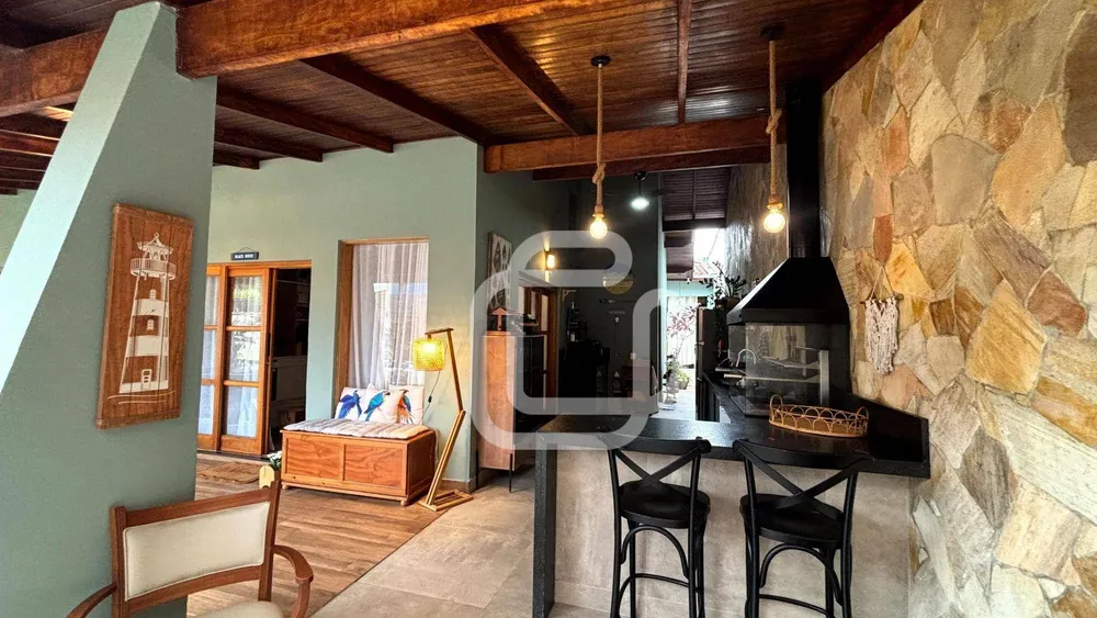Casa, 4 quartos, 255 m² - Foto 2