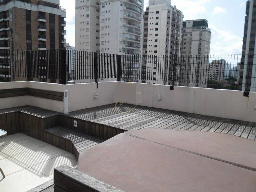 Cobertura à venda com 4 quartos, 225m² - Foto 2