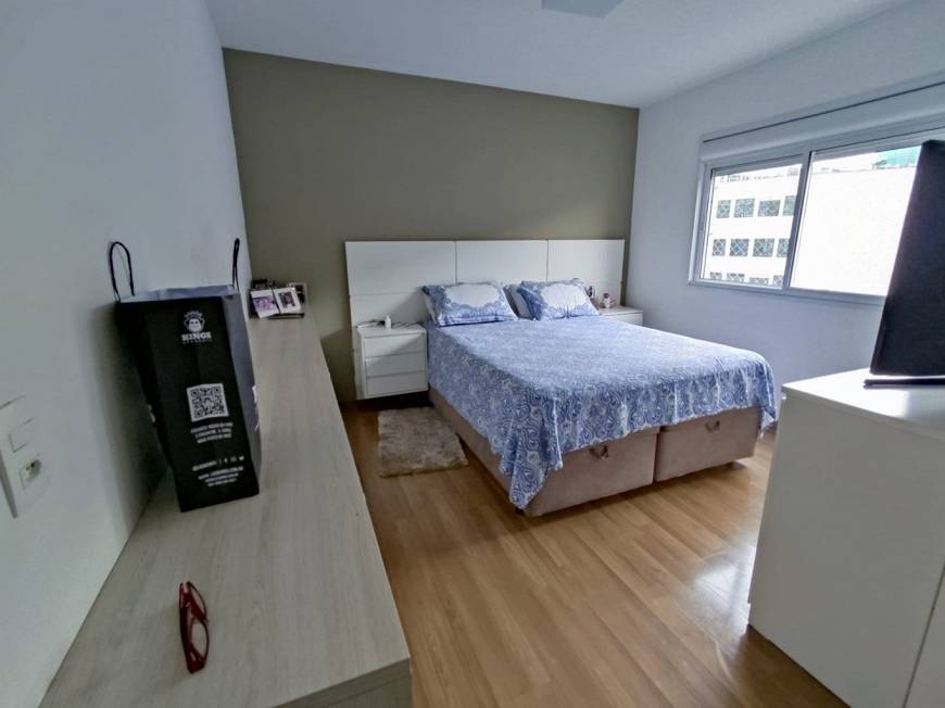 Apartamento à venda com 3 quartos, 128m² - Foto 9