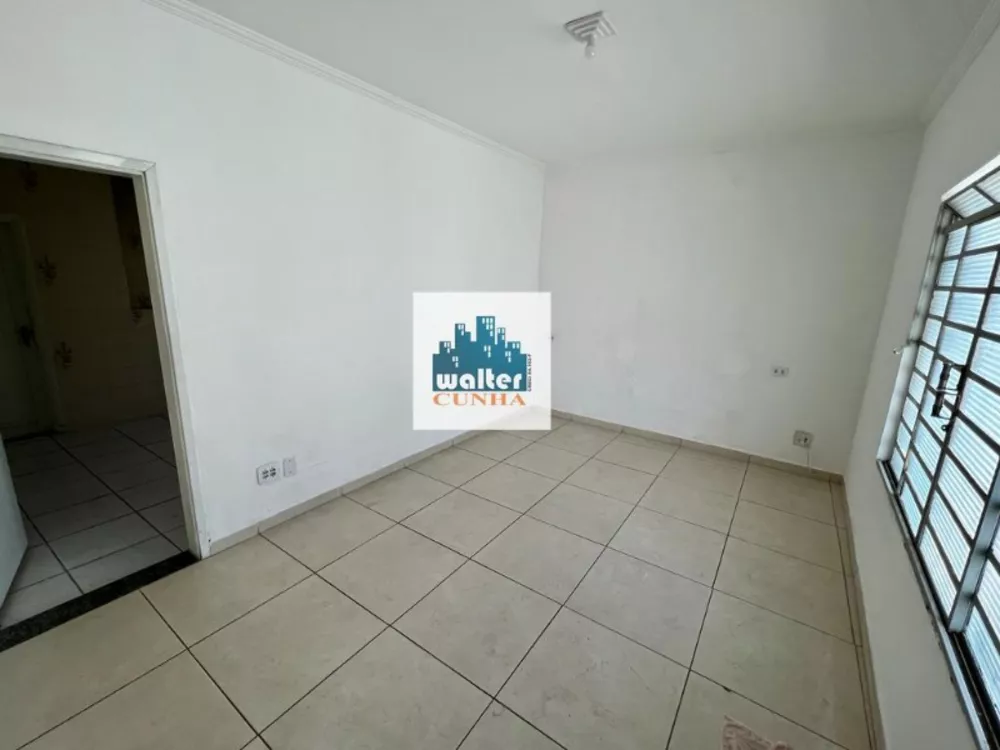 Casa à venda com 3 quartos, 153m² - Foto 3