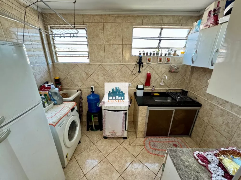 Apartamento à venda com 2 quartos, 43m² - Foto 3