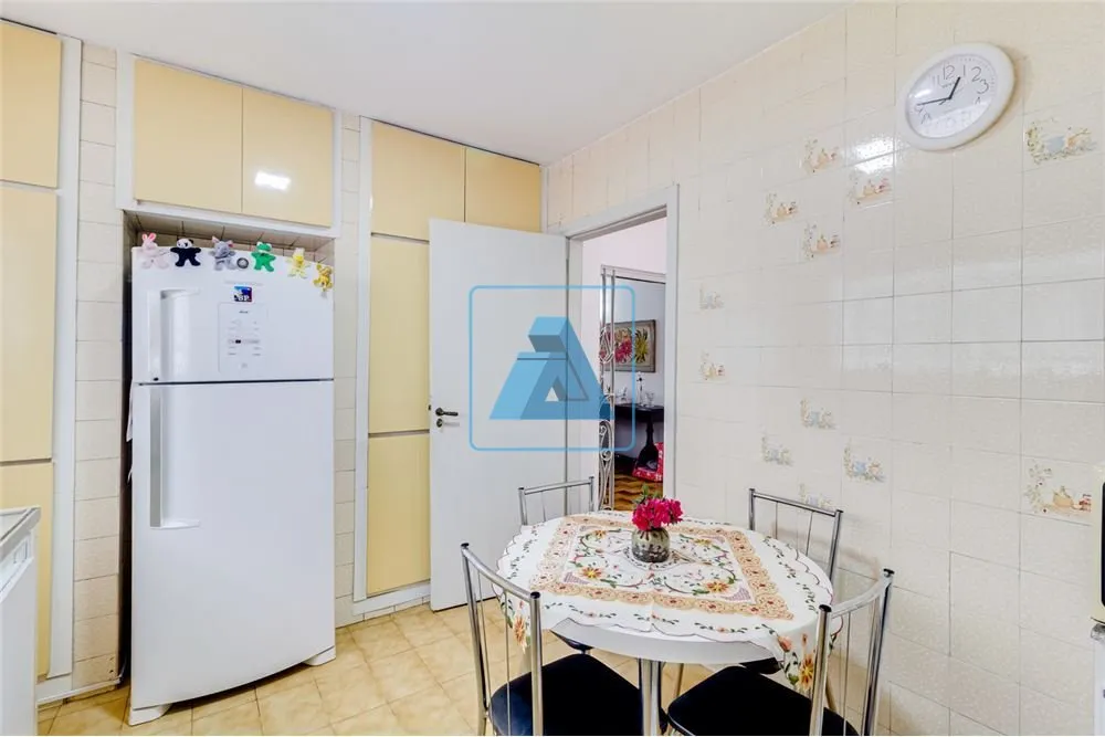 Casa, 3 quartos, 189 m² - Foto 2