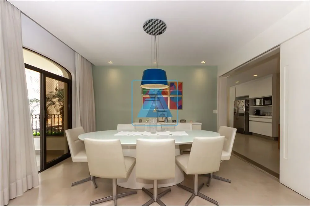 Apartamento, 4 quartos, 225 m² - Foto 1
