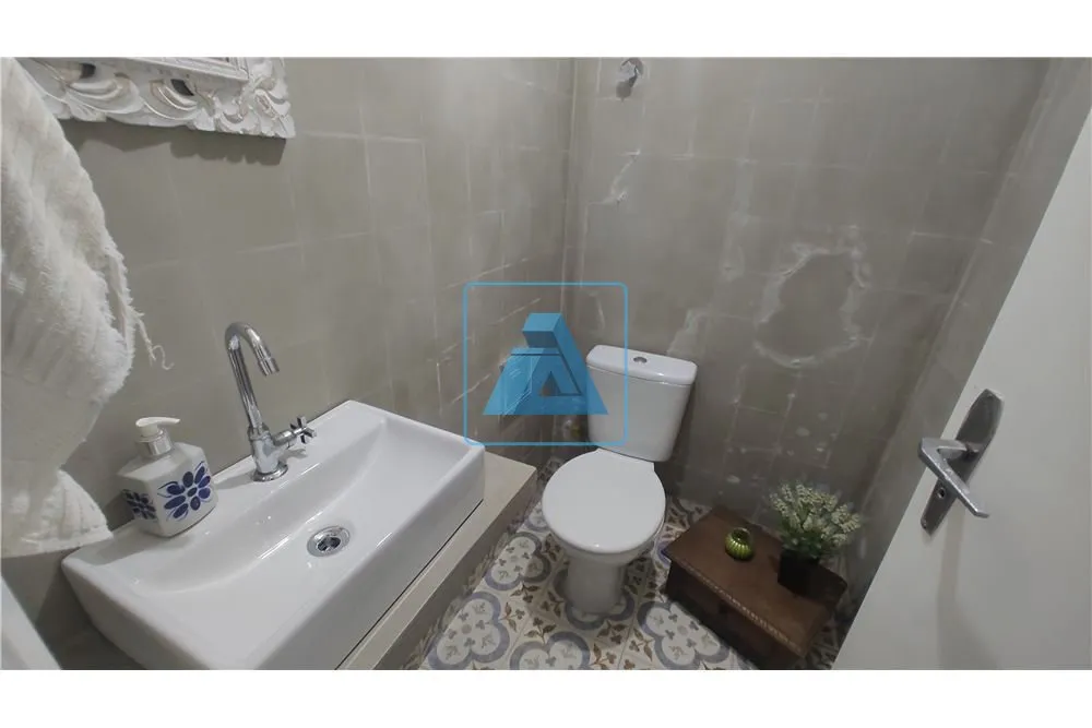 Casa, 3 quartos, 207 m² - Foto 1