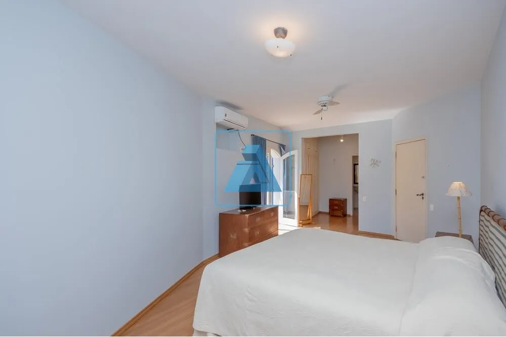 Casa, 4 quartos, 295 m² - Foto 20