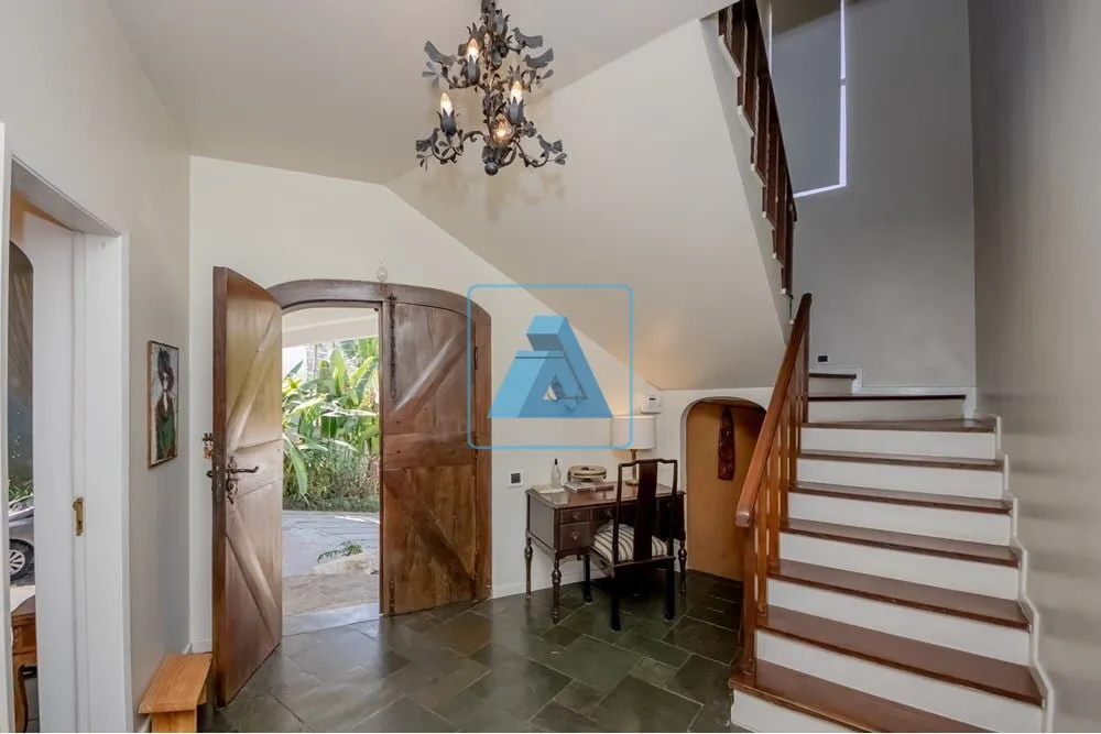 Casa, 4 quartos, 295 m² - Foto 8