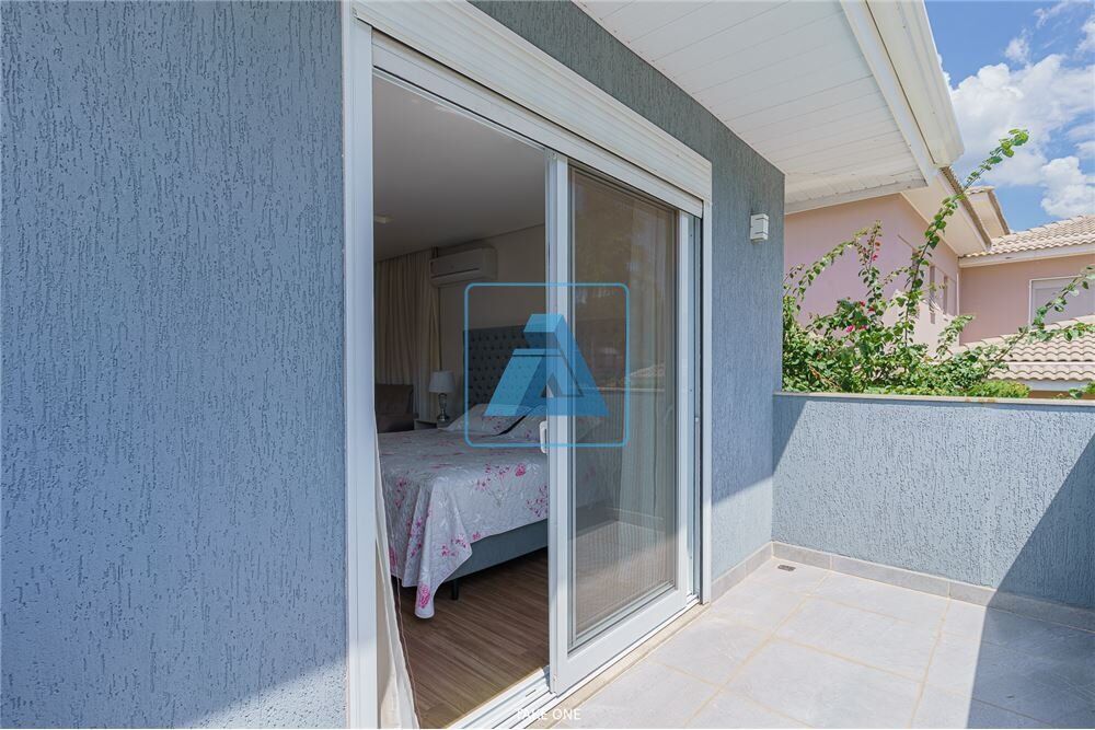 Casa de Condomínio à venda com 4 quartos, 362m² - Foto 3