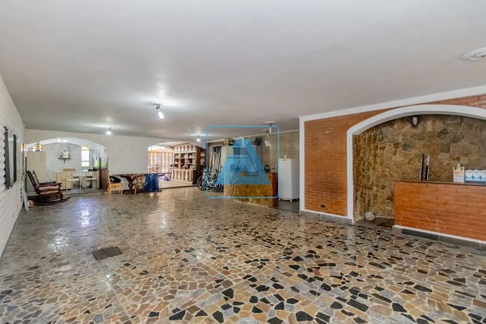Casa, 4 quartos, 333 m² - Foto 4