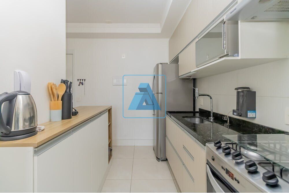 Apartamento à venda com 2 quartos, 64m² - Foto 5