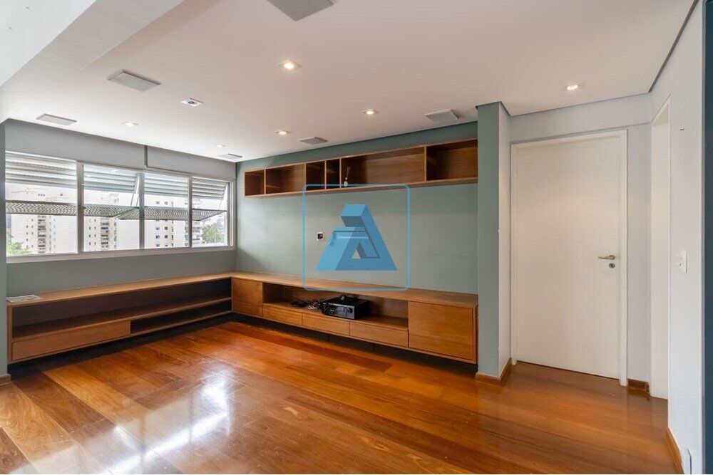 Apartamento à venda com 2 quartos, 170m² - Foto 2