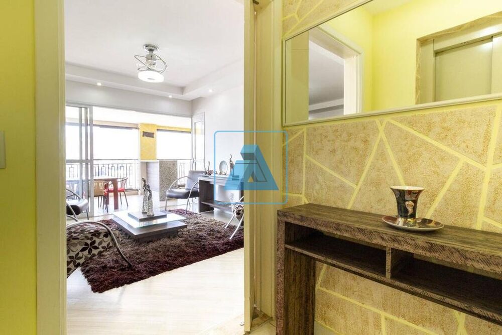 Apartamento à venda com 3 quartos, 140m² - Foto 1