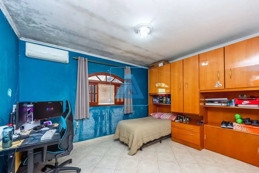 Casa, 3 quartos, 250 m² - Foto 8