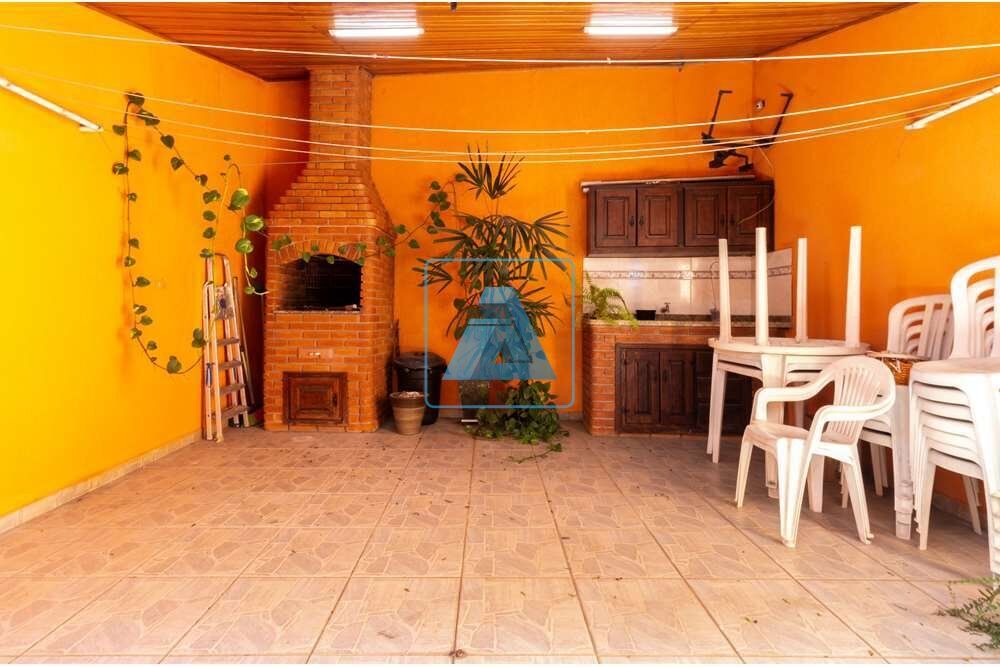 Casa, 4 quartos, 309 m² - Foto 8