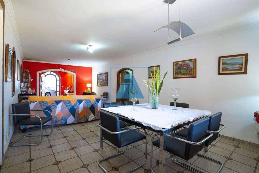 Casa, 3 quartos, 620 m² - Foto 2