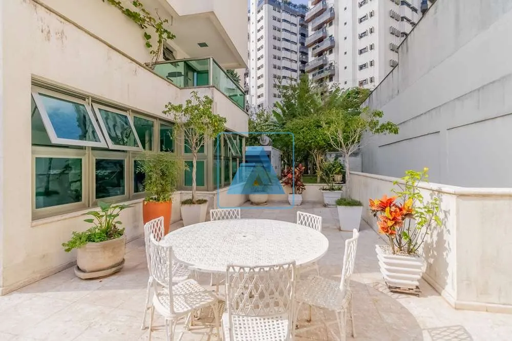Apartamento, 4 quartos, 228 m² - Foto 12