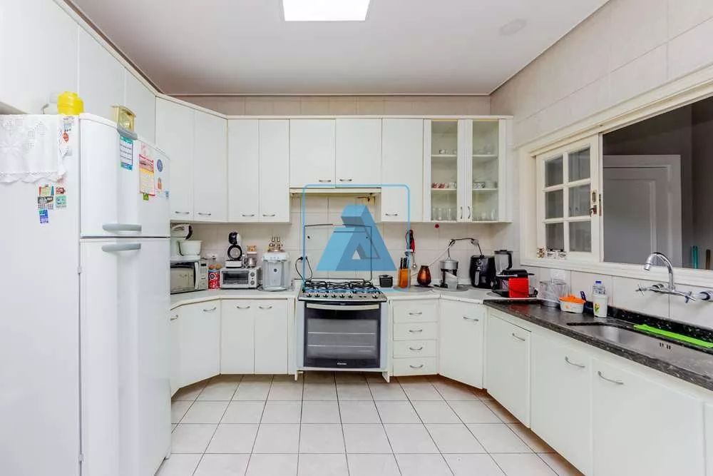 Casa, 3 quartos, 222 m² - Foto 2